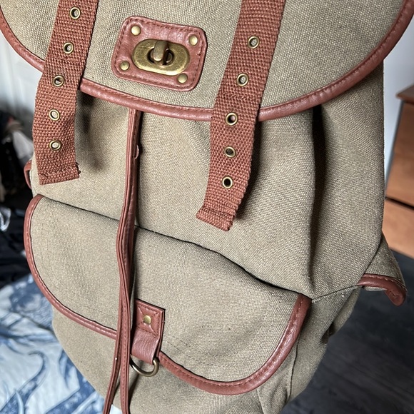 Nostalgic backpack - Picture 2 of 4